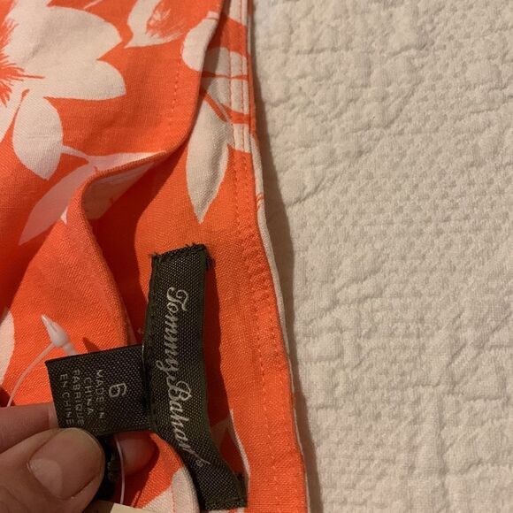 Tommy Bahama coastal bloom shorts. Size 6 - Picture 6 of 11